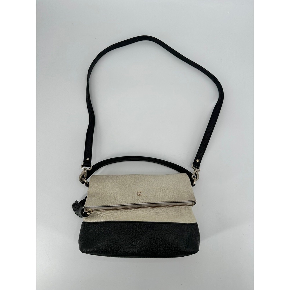 Kate Spade Black and Cream Pebbled Leatherβ Crossbody Foldover Bag
